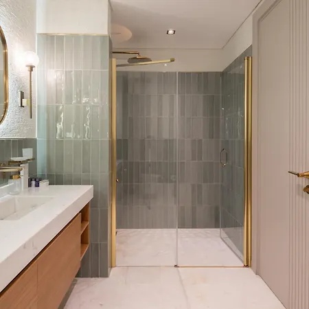 Mimosa Mansions Vilă *